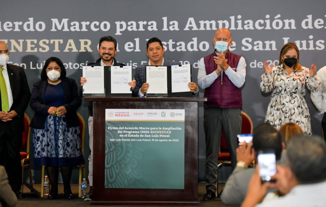 Ricardo Gallardo y gobierno federal firman acuerdo para ampliar el Programa IMSS-BIENESTAR