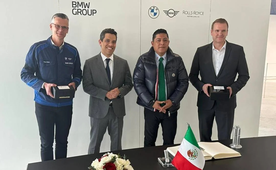 Ricardo Gallardo sella acuerdo con BMW para la producción de vehículos eléctricos