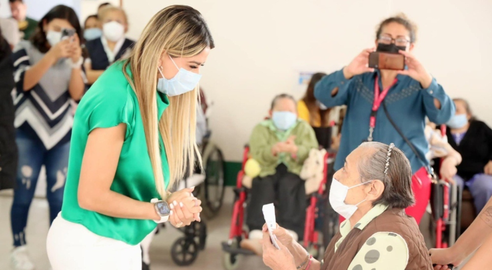 Ruth González celebra el Día de las Personas Adultas Mayores en San Luis Potosí