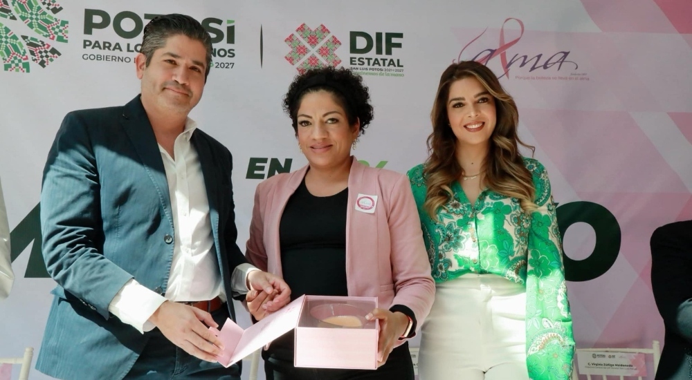 Ruth González Silva facilita prótesis a mujeres que han superado el cáncer